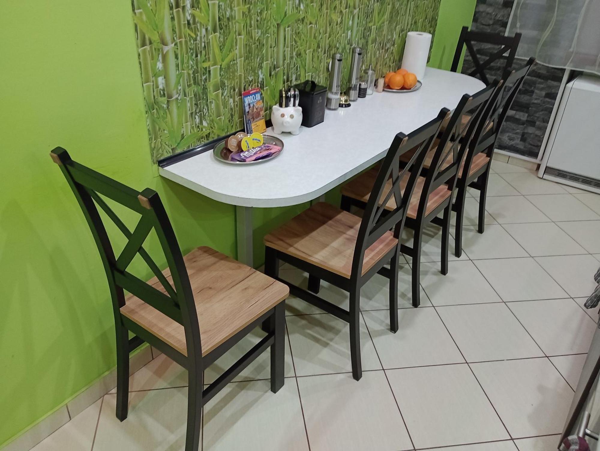 APARTAMENT VENGE -CAŁE MIESZKANIE 46m2 NA WYŁĄCZNOŚĆ - Z JEDNĄ SYPIALNIĄ I JEDNYM SYPIALNO-SALONEM -3 PIĘTRO BEZ WINDY- REZERWACJA BEZ KARTY KREDYTOWEJ-KLIMATYZACJA-NETFLIX-2 ŁÓŻECZKA DZIECIĘCE-ŚNIADANIE XXL 30zł Breslávia Exterior foto